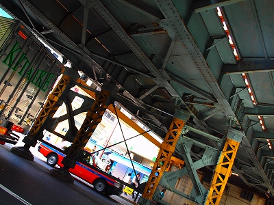 水道橋駅西口高架下2