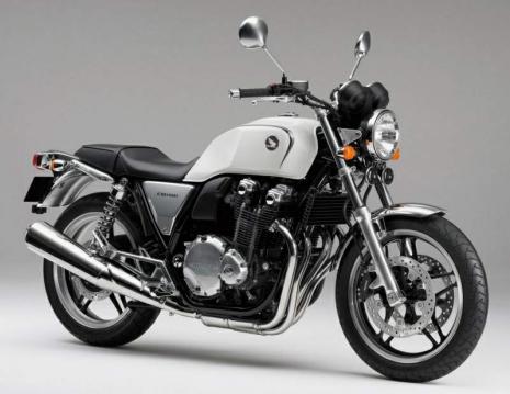 Honda CB1100 10 1