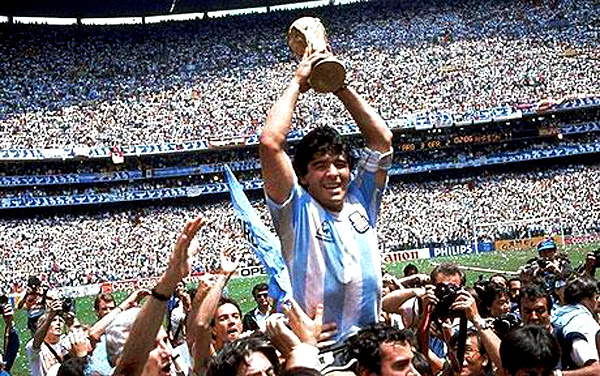 DiegoMaradona-iconspost.jpg