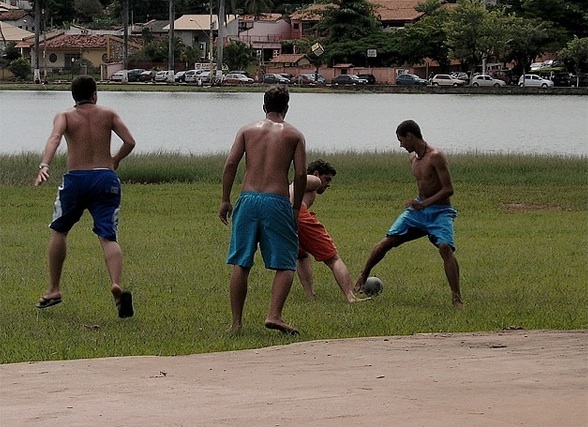 pelada2.jpg