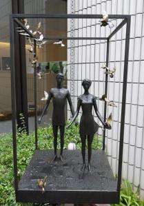 111025アフタヌーン丘の二人
