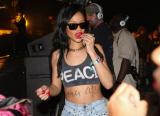 rihanna-290.jpg