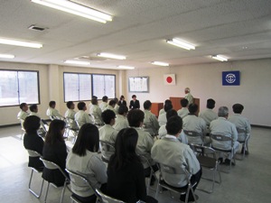 入社式の様子