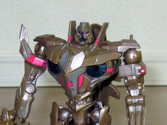 MD-05_PROTOFORM_STARSCREAM_01.jpg