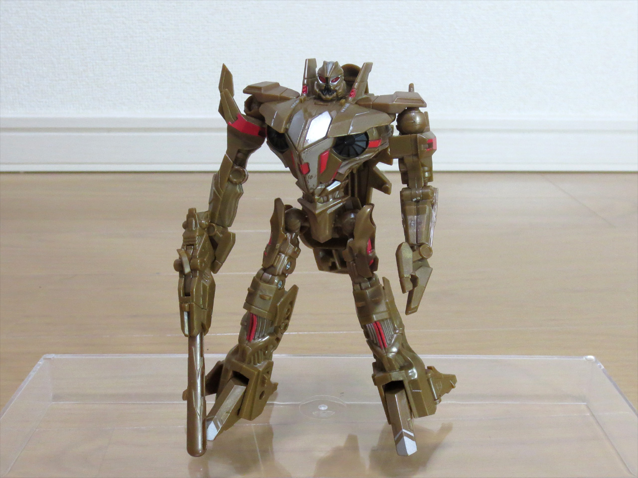 MD-05_PROTOFORM_STARSCREAM_23.jpg