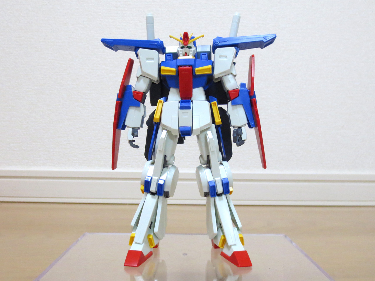 MSZ010_ZZ_GUNDAM_11.jpg