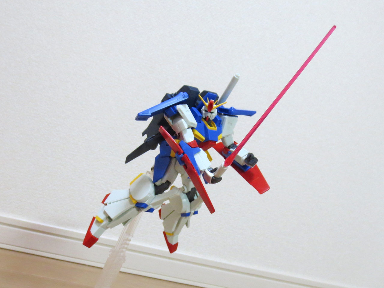 MSZ010_ZZ_GUNDAM_19.jpg
