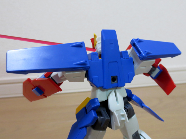 MSZ010_ZZ_GUNDAM_24.jpg