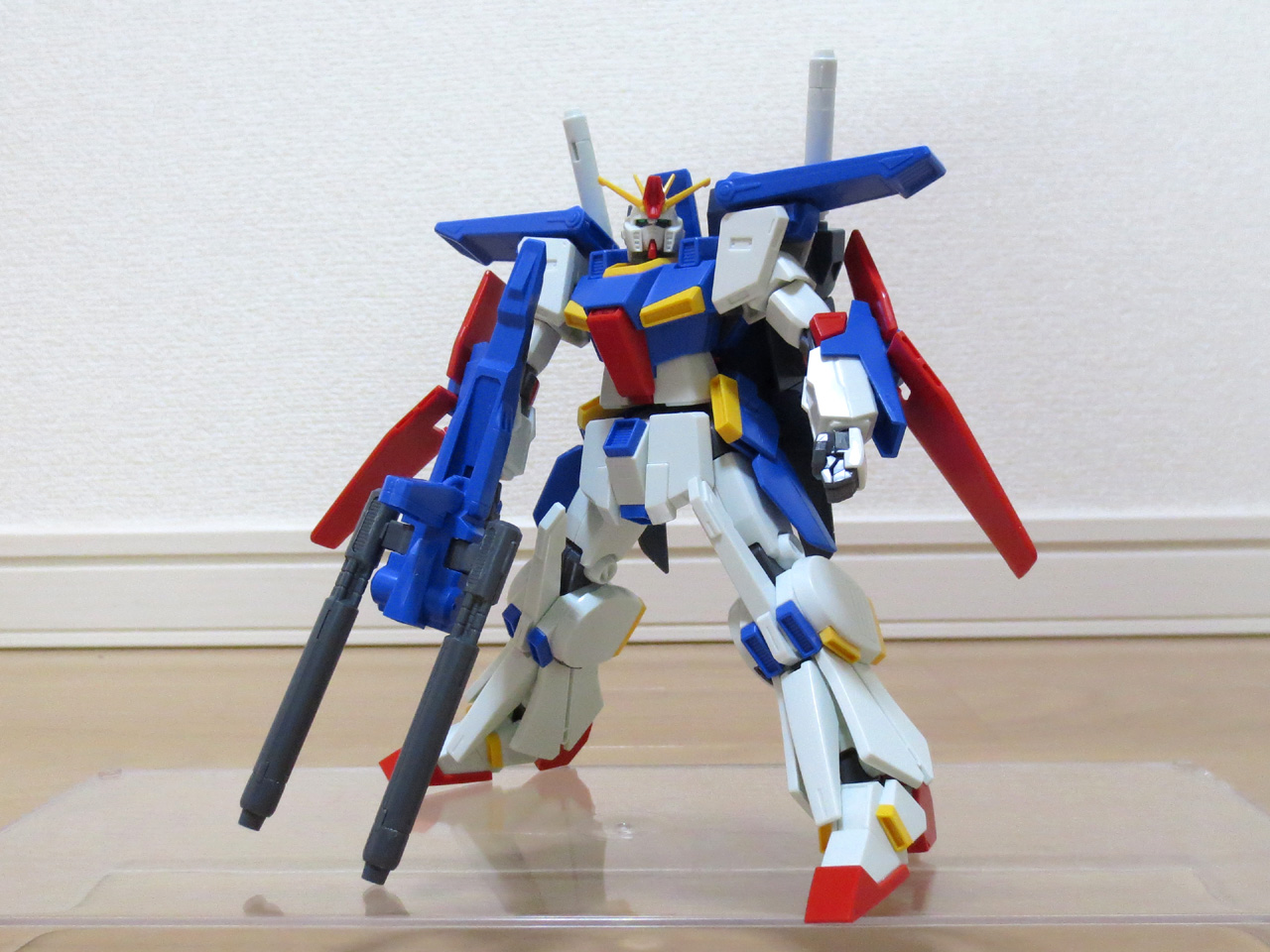 MSZ010_ZZ_GUNDAM_25.jpg