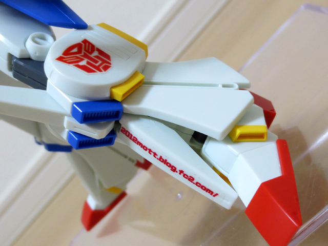 MSZ010_ZZ_GUNDAM_2_22.jpg