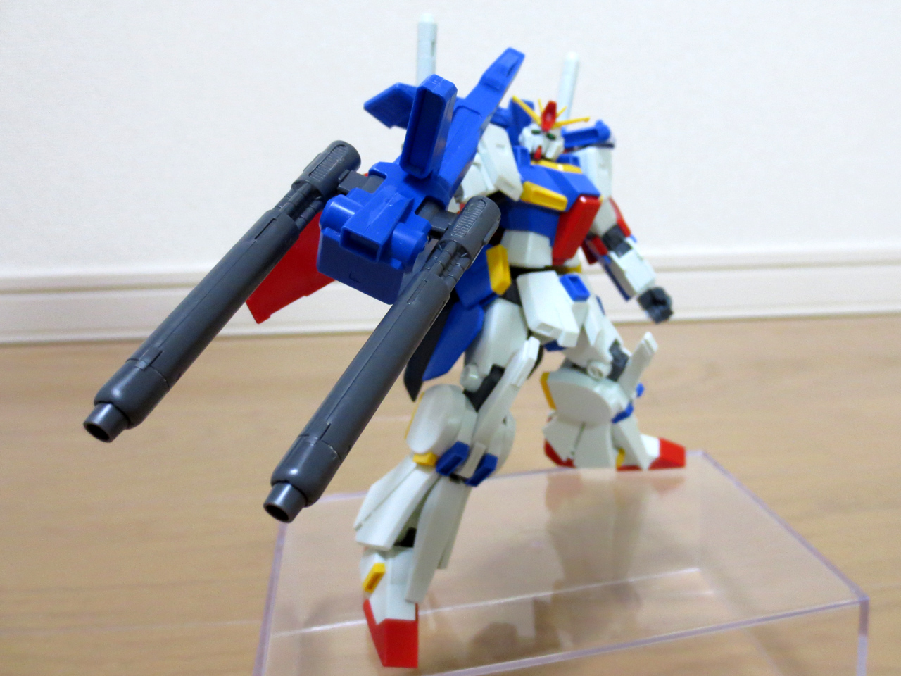 MSZ010_ZZ_GUNDAM_32.jpg