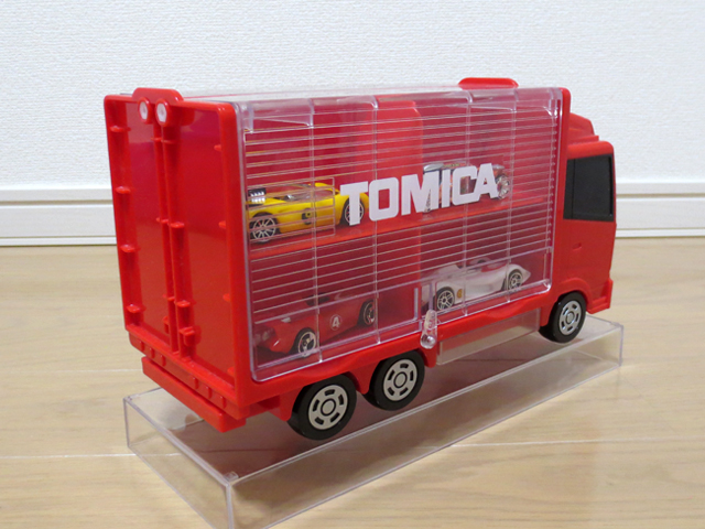Tomica_Storage_Track_17.jpg