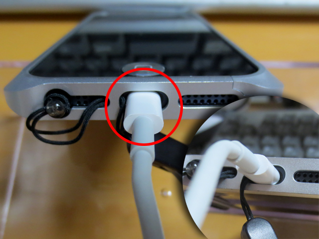 iPhone5_CSEALED_2_08.jpg