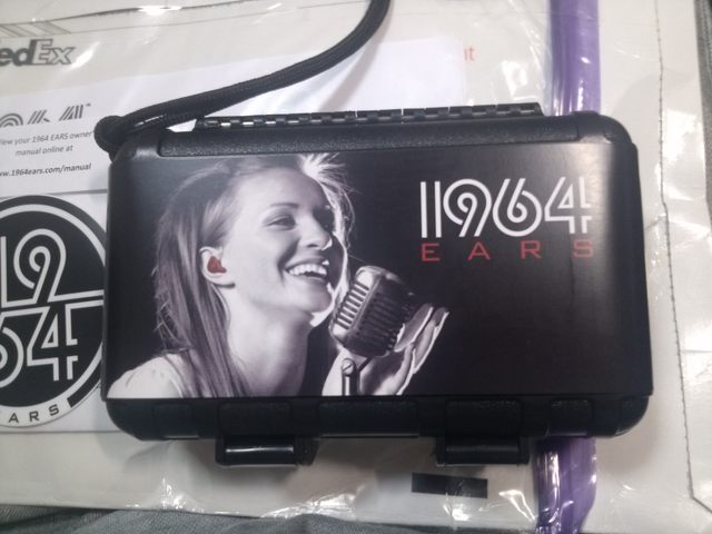 1964EARSケース