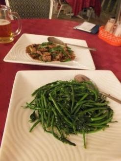 2011:8:23 水槽のある中華料理店5