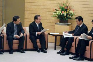 橋本県知事の要請に同行