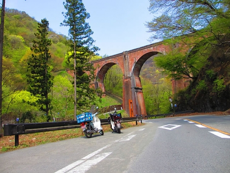 旧碓氷峠のめがね橋、昔は電車が通っていたのですねー。