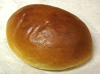 クリームパン01