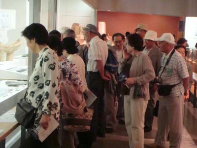 橿原考古学研究所附属博物館にて