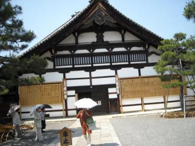 建仁寺にて