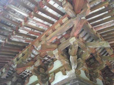 當麻寺にて