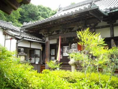国宝の十一面観音像を持つ聖林寺にて
