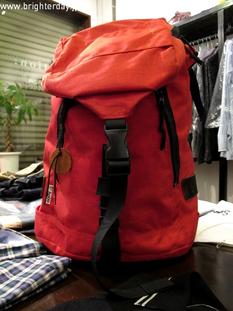 hobobackpack00001.jpg