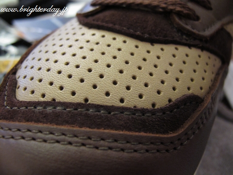 nb1500uk04.jpg