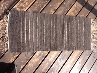 グレーの