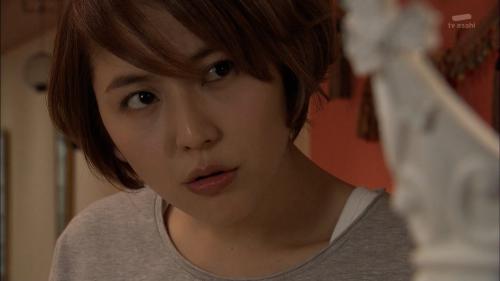 ドラマ「都市伝説の女」長澤まさみの美脚画像