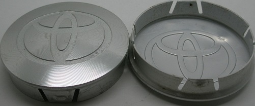トヨタ純正アルミ製キャップ