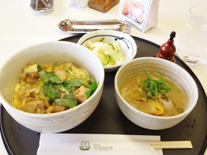 親子丼&豚汁ランチ