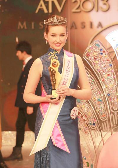 131222yazhouxiaojie_004.jpg