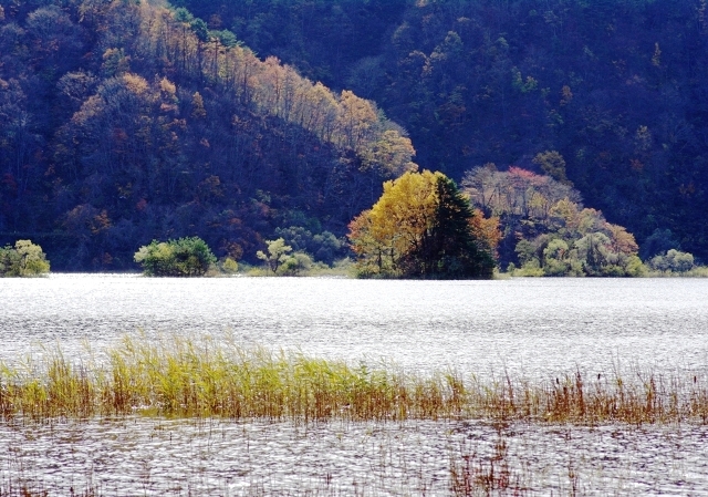 秋元湖の情景