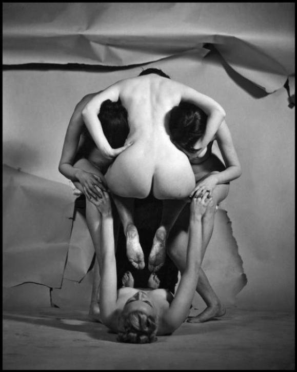 naked-women-skull-dli salvador-dali-women-skull Philippe Halsman