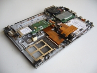 20131203_fmv_r8250_cooling_fan_repair_07.jpg