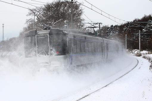 785系