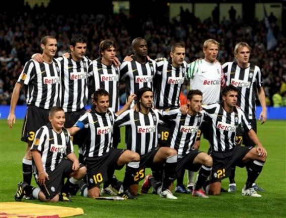 ユベントス集合写真vsマンチェスターシティEL2010-2011