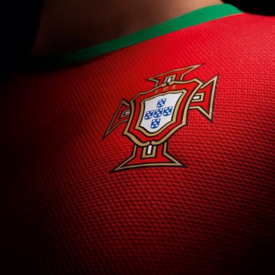ポルトガル代表2012ホームユニフォーム