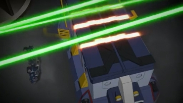 クラフトキャリアの身を張ったガード!
