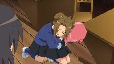 ハナコを落ち着かせるユノ
