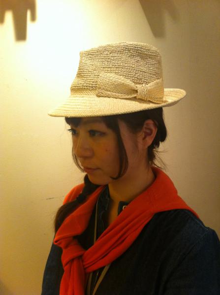 Dari MARBLE 着用