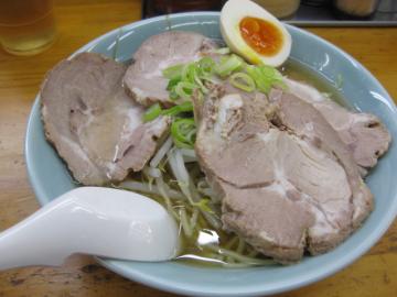 半チャーシュー麺