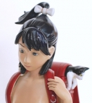 momo-r-up1.jpg