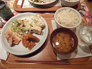 クレヨンハウス