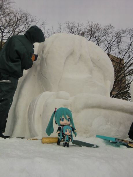 雪像作り二日目♪2月1日(土)