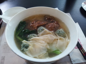 上海ワンタンラーメン
