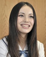 井手綾香