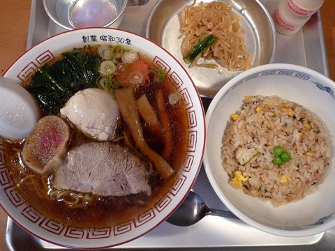 萬字醤油屋本店　サンピアザ店／札幌　新さっぽろ