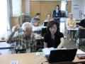真剣に取り組む受講者の皆さん。